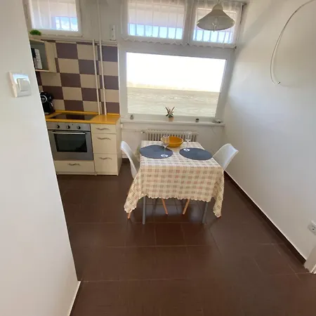 Prometheusz Apartment